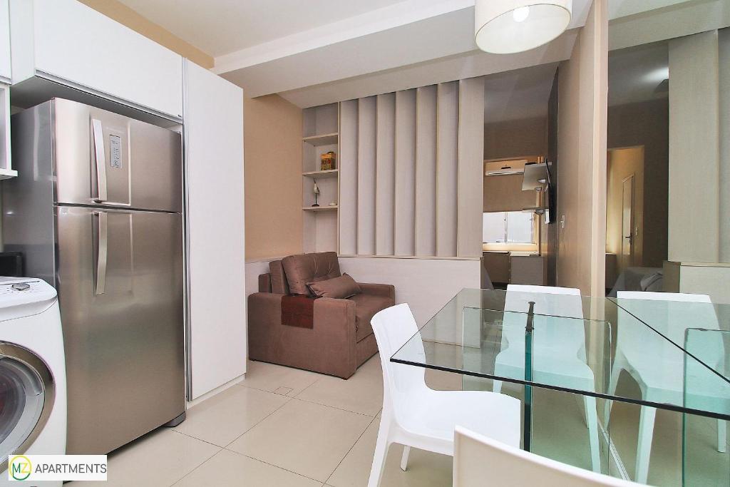 Studio Moderno a 2 quadras da Praia